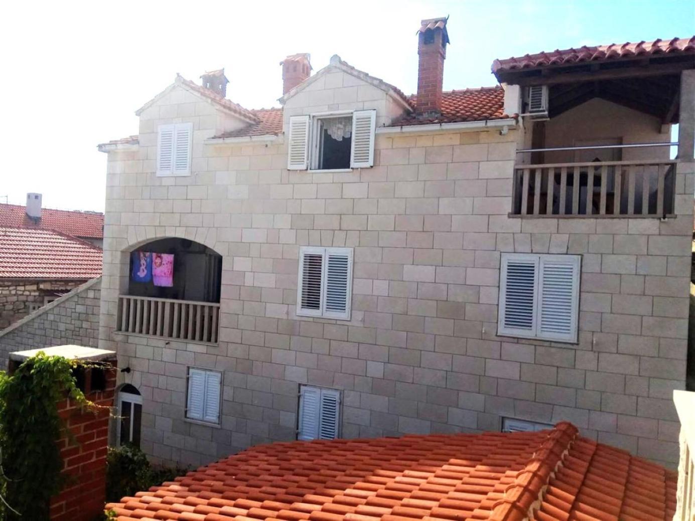 Apartmani Banic Apartman 5 Postira Exterior foto